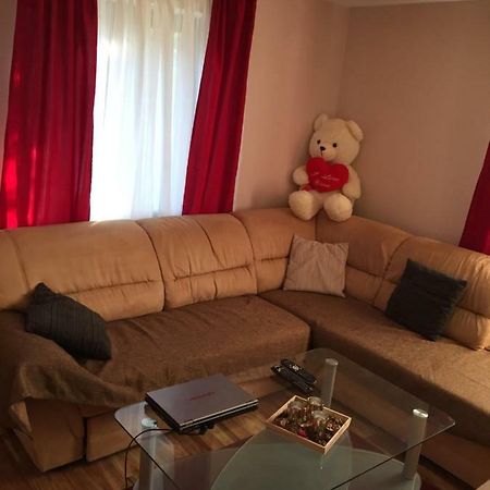Izabella Vendeghaz Somlo Daire Doba Dış mekan fotoğraf