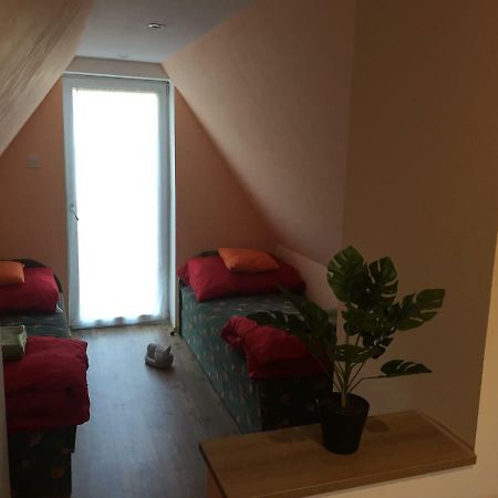 Izabella Vendeghaz Somlo Daire Doba Dış mekan fotoğraf